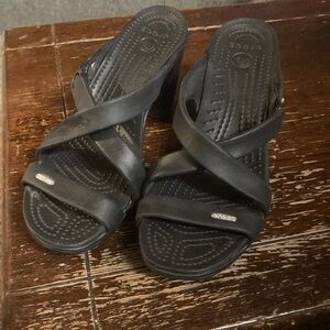 Crocs ladies summer sandals size W10 . In good pre owned condition.